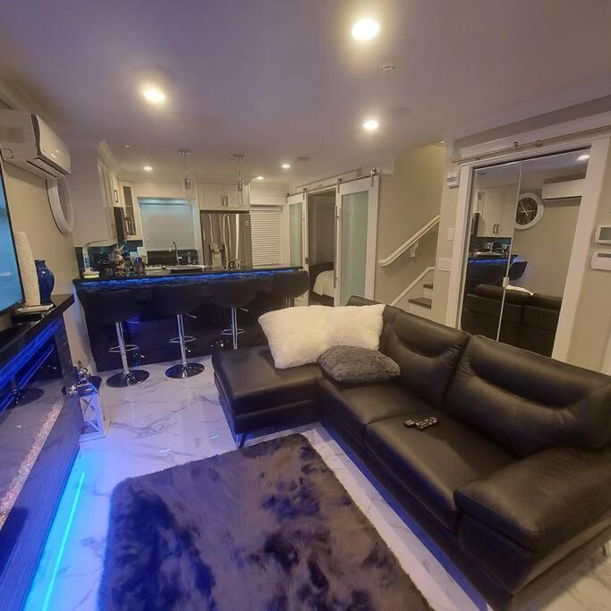 Beautiful Bright 3 Bed Townhouse Διαμέρισμα Βανκούβερ Εξωτερικό φωτογραφία