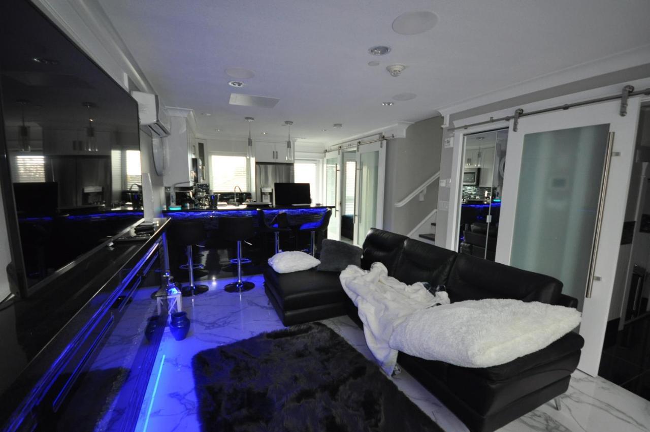 Beautiful Bright 3 Bed Townhouse Διαμέρισμα Βανκούβερ Εξωτερικό φωτογραφία