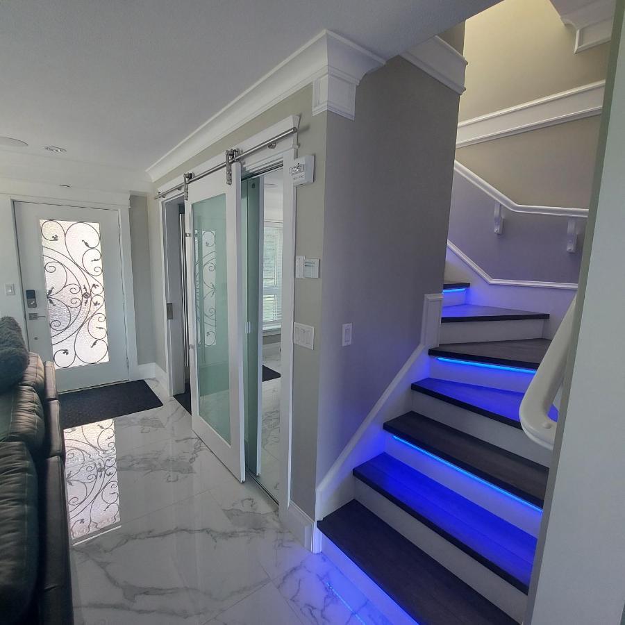 Beautiful Bright 3 Bed Townhouse Διαμέρισμα Βανκούβερ Εξωτερικό φωτογραφία