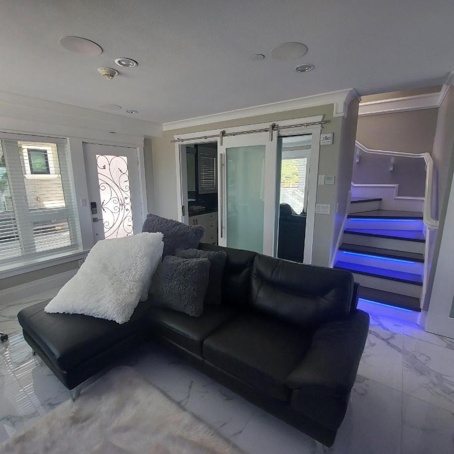 Beautiful Bright 3 Bed Townhouse Διαμέρισμα Βανκούβερ Εξωτερικό φωτογραφία